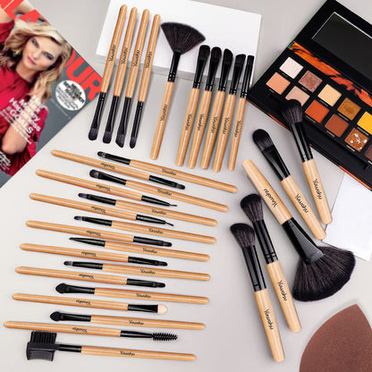 Set 32 Pinceles Y Brochas Maquillaje + Bolso Organizador Color Negro